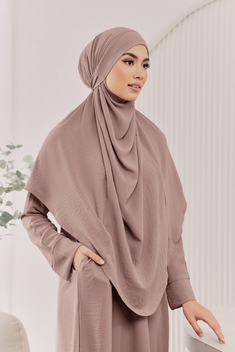 NEEMA French Khimar in Smokey Purple